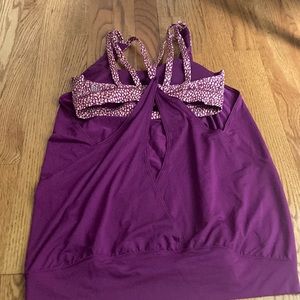Lululemon top